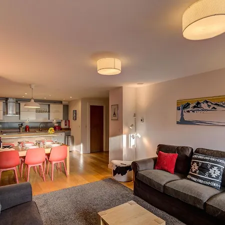 Biolay 2, Alpes Agency, Chamonix, Sleeps 4-6 *