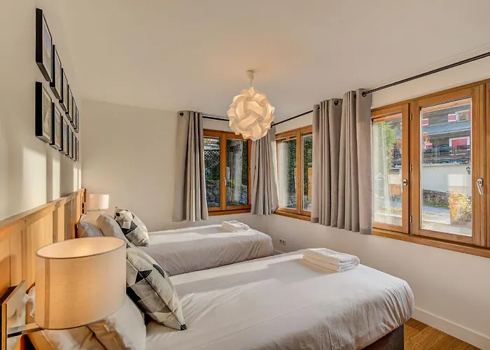 Biolay 2, Alpes Agency, Central Chamonix, Sleeps 4-6 Chamonix