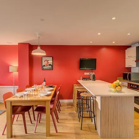 Apartment Biolay 2 - Alpes Travel - - Sleeps 4-6 Chamonix