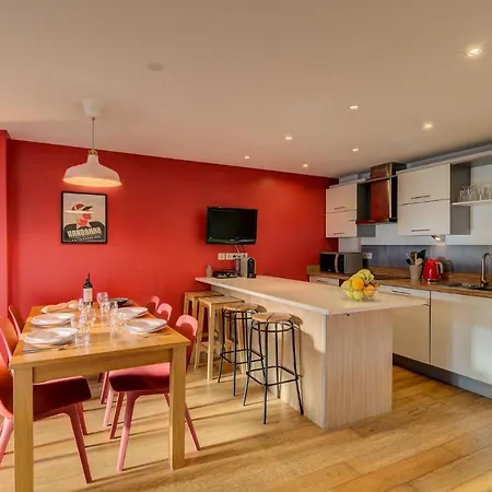 Biolay 2 - Alpes Travel - - Sleeps 4-6 *