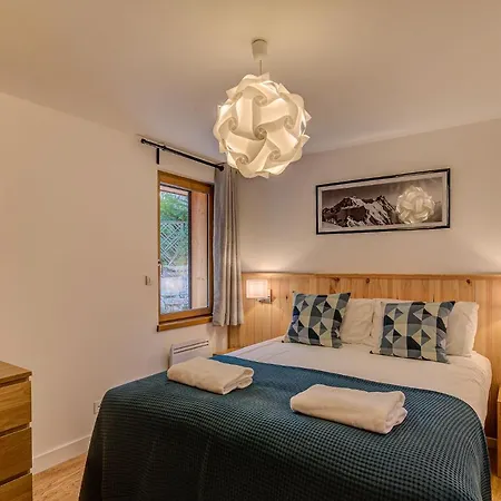 Biolay 2, Alpes Agency, Chamonix, Sleeps 4-6 *
